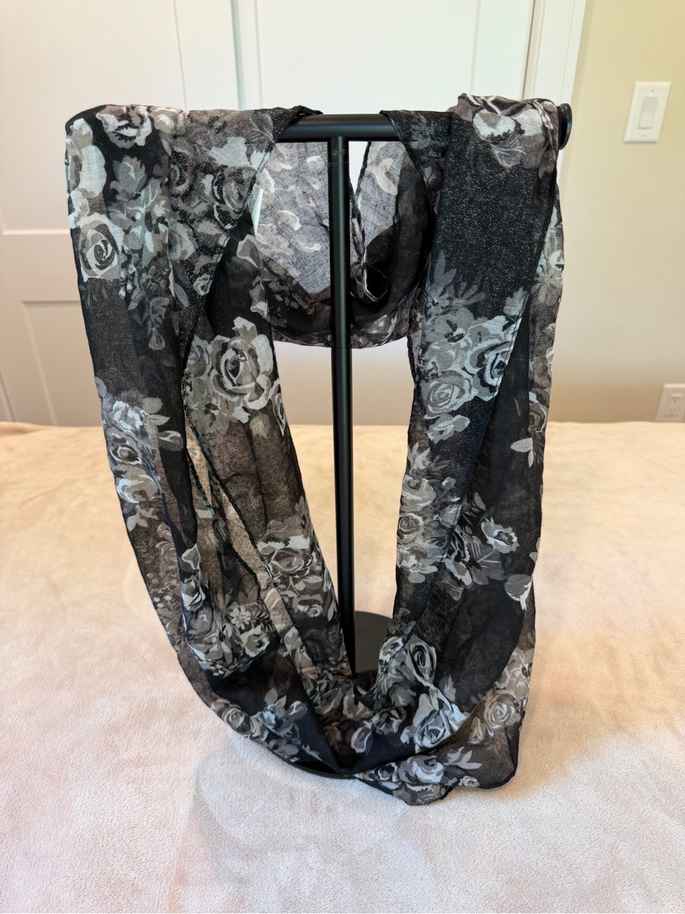 Black & Gray Floral Infinity Scarf - Lightweight Women's Accessory